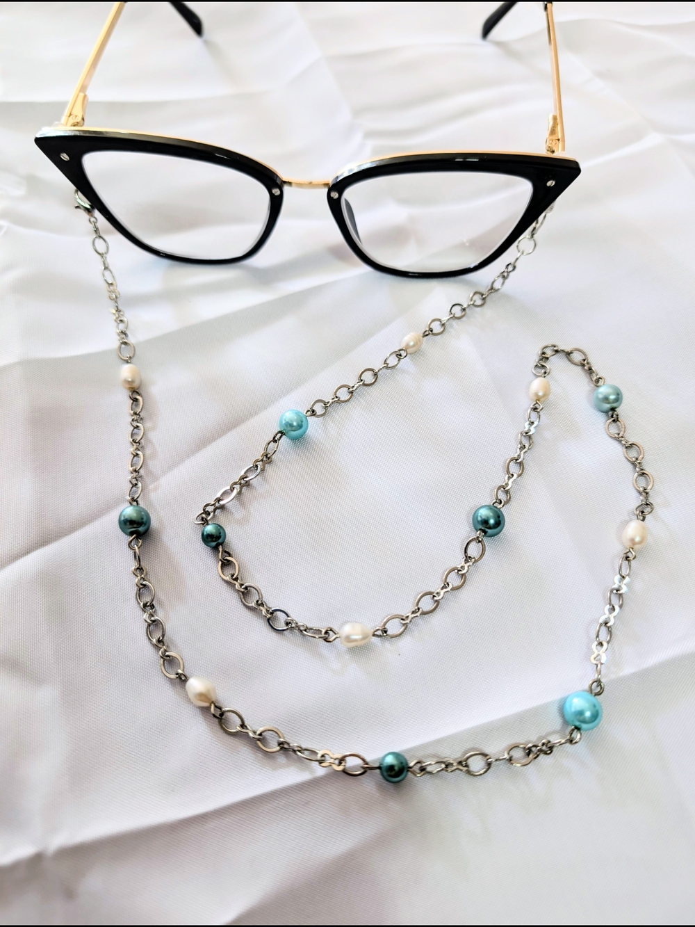 Pearl & Teal Beaded Glasses Chain - Women's Accessory